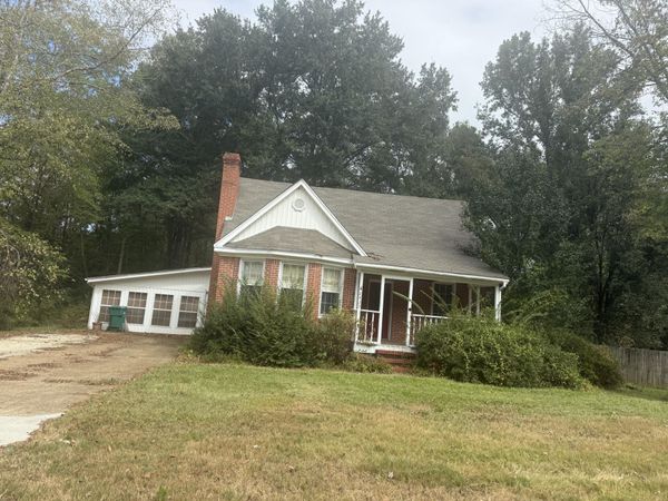 2430 Barnes Crossing Road, Saltillo, MS 38866