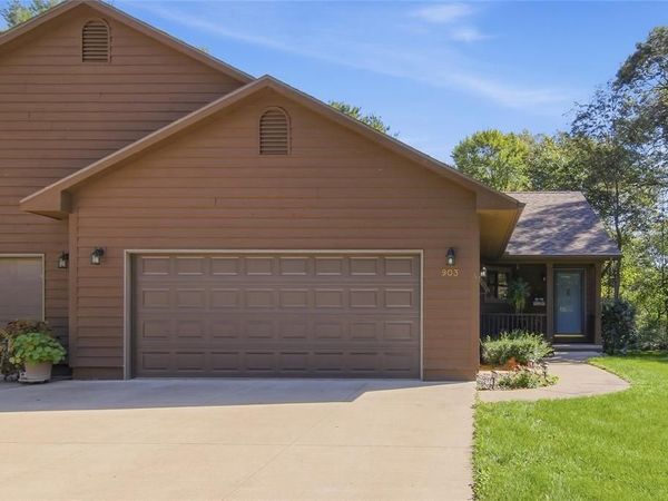 903 Woodglen Court, Altoona, WI 54720