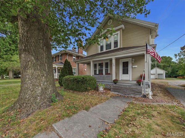 518 W Pearl Street , Jerseyville, IL 62052