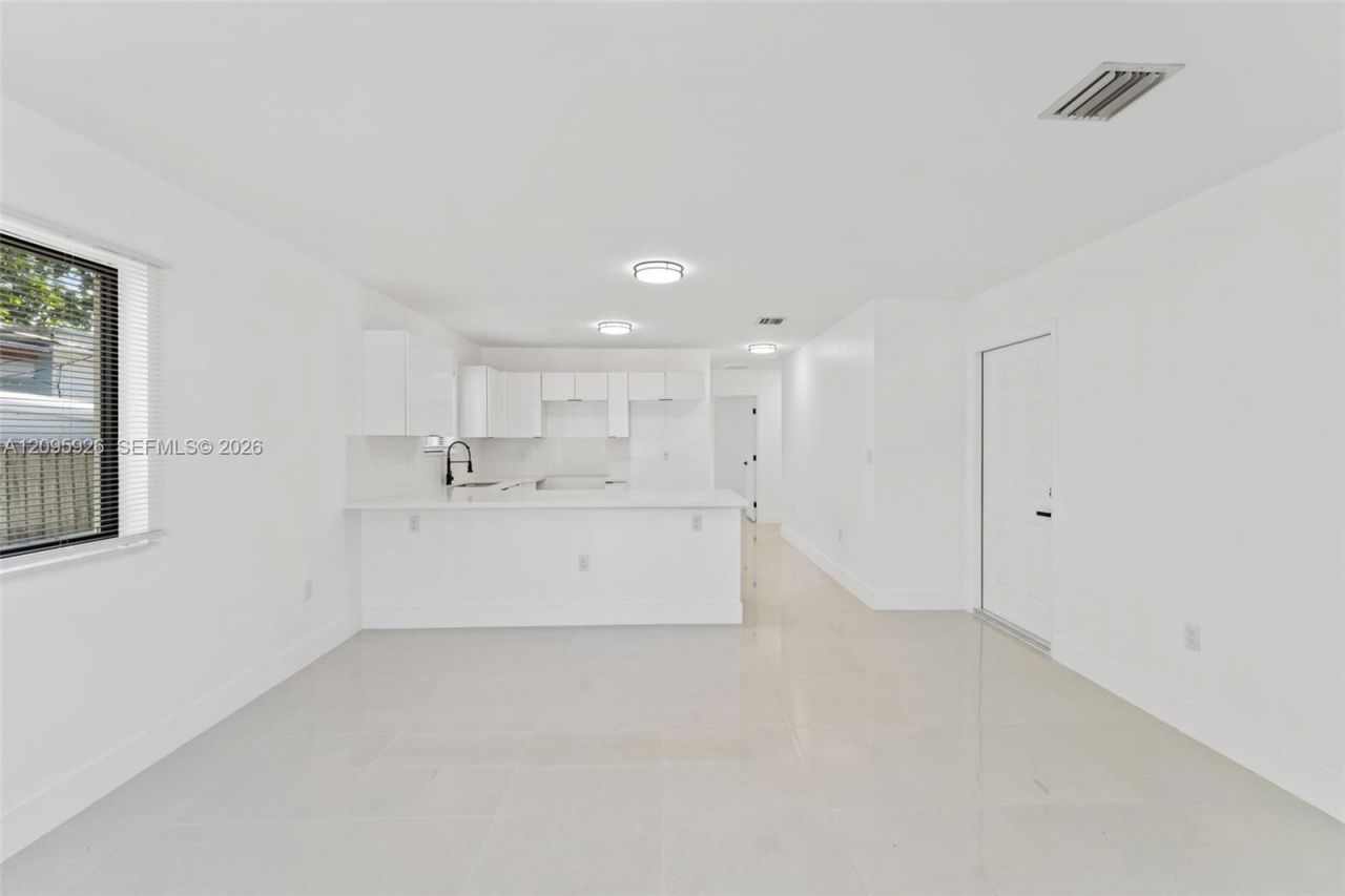 1556 NW 68th Ter , Miami, FL 33147 Photo