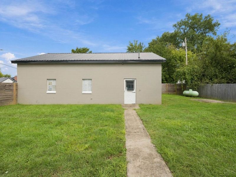 280 Bayless Avenue, Lynchburg, OH 45142 Photo 33
