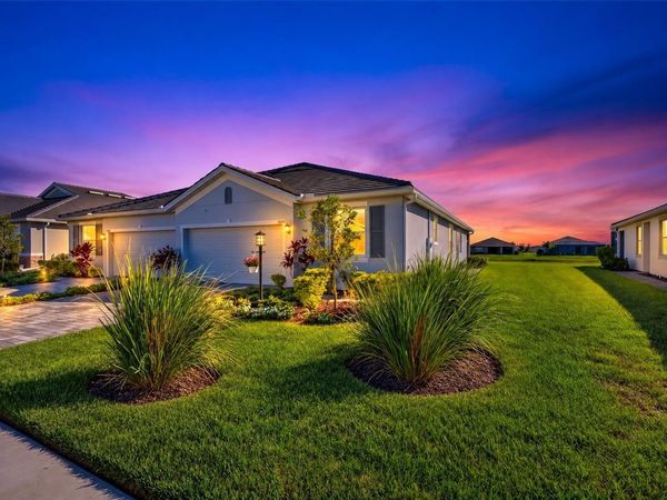 18349 CROPSIDE TRAIL, LAKEWOOD RANCH, FL 34211