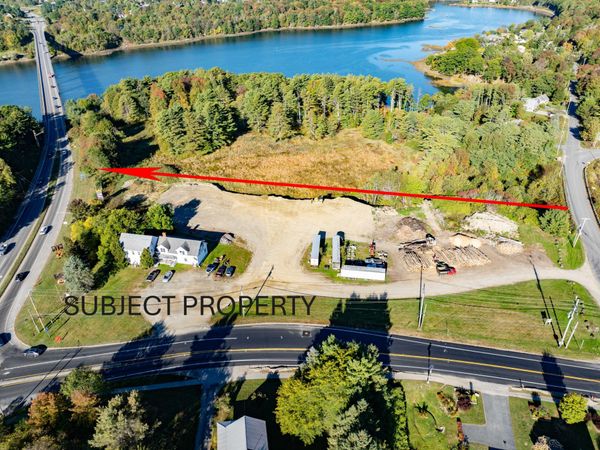 2 Swan Lake Avenue , Belfast, ME 04915
