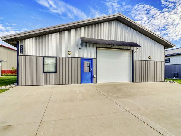 2233 Sheyenne Street, West Fargo, ND 58078