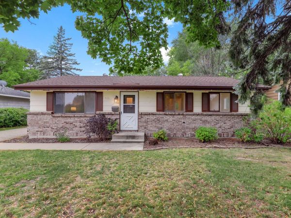 9330 Park Avenue S, Bloomington, MN 55420