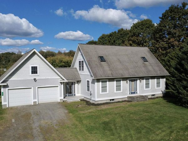 81 Deer Run Lane, Lyndon, VT 05851