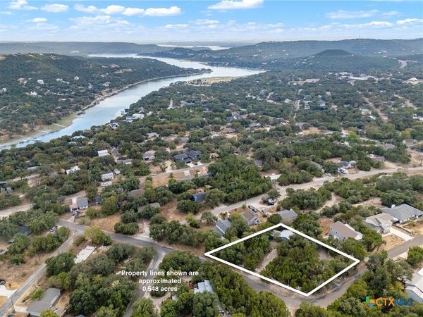 18307 E Lakeview Drive, Jonestown, TX 78645