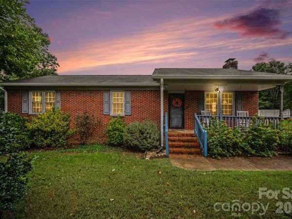 205 Wrentree Lane, Gastonia, NC 28056