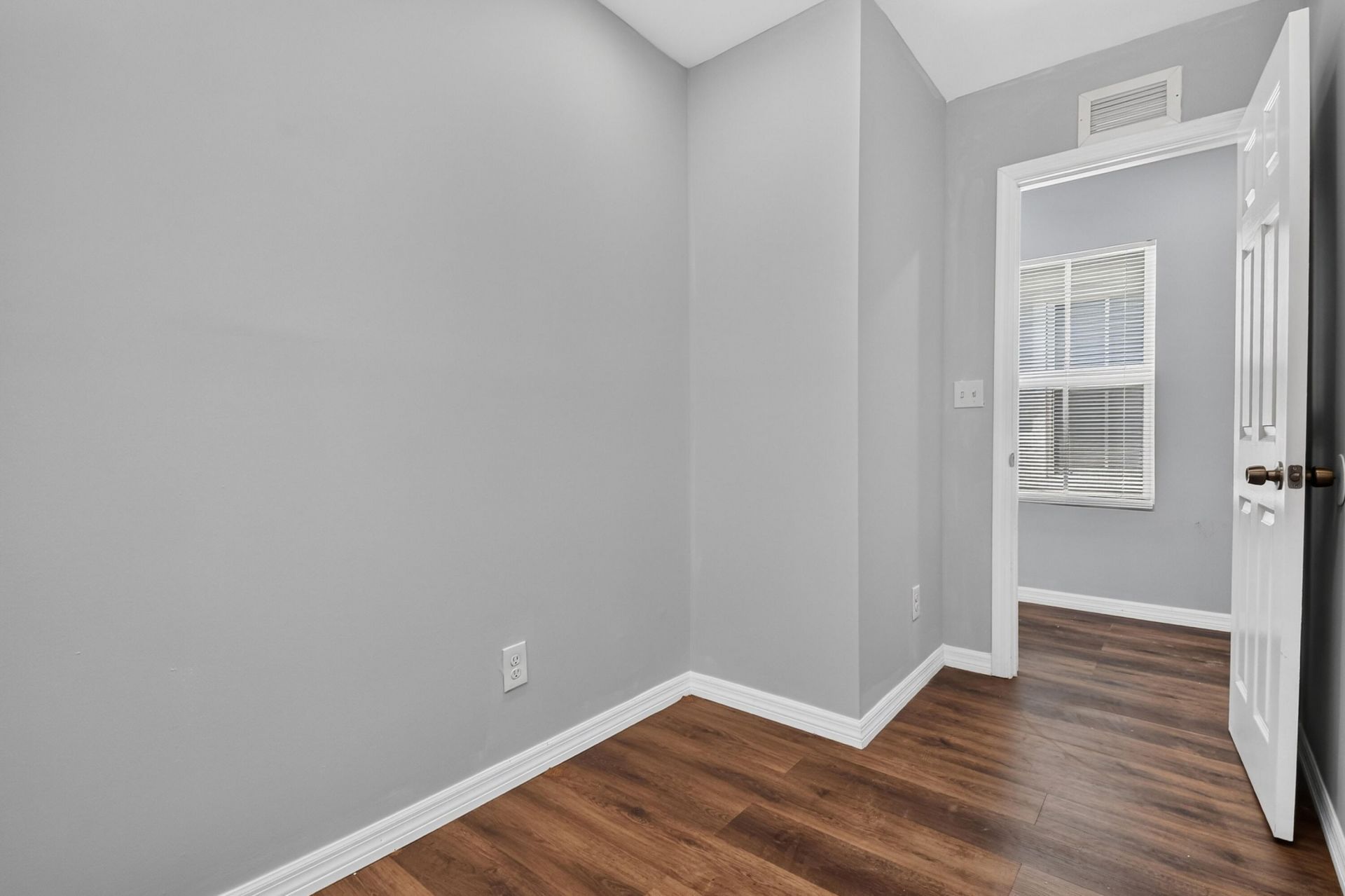 639 6th Street, West Palm Beach, FL 33401 Photo
