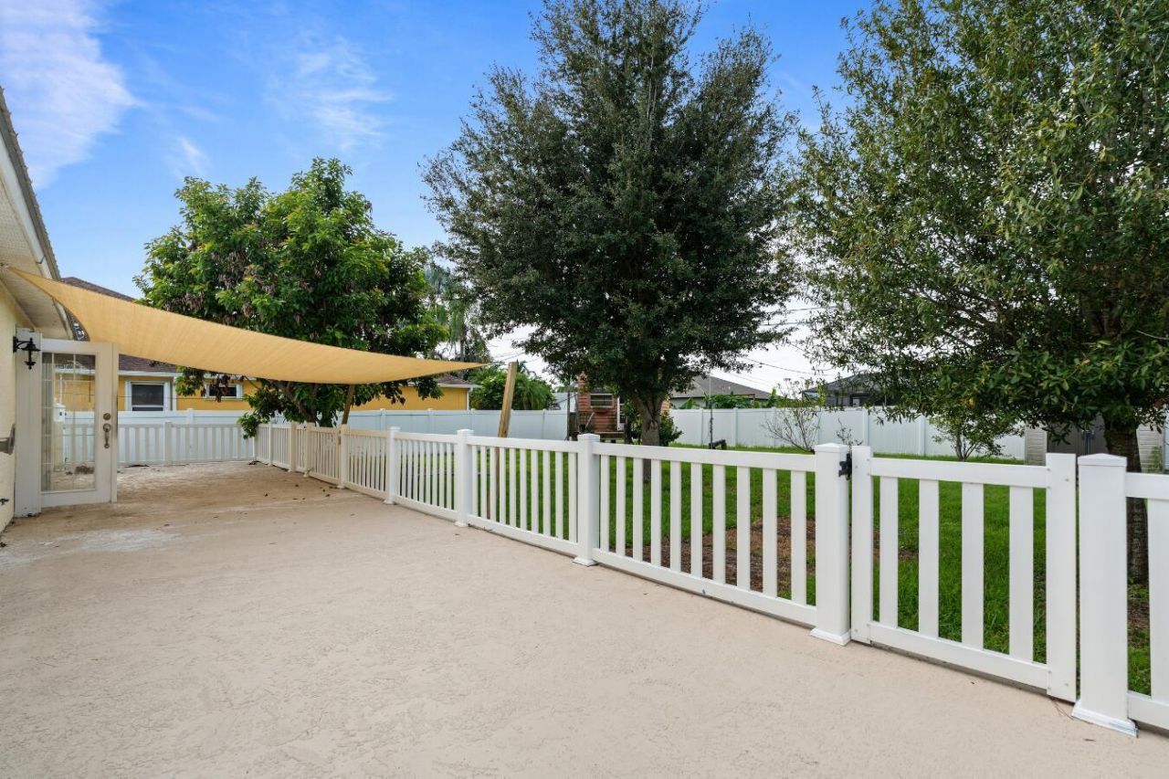 1358 SW Prairie Circle, Port Saint Lucie, FL 34953 Photo