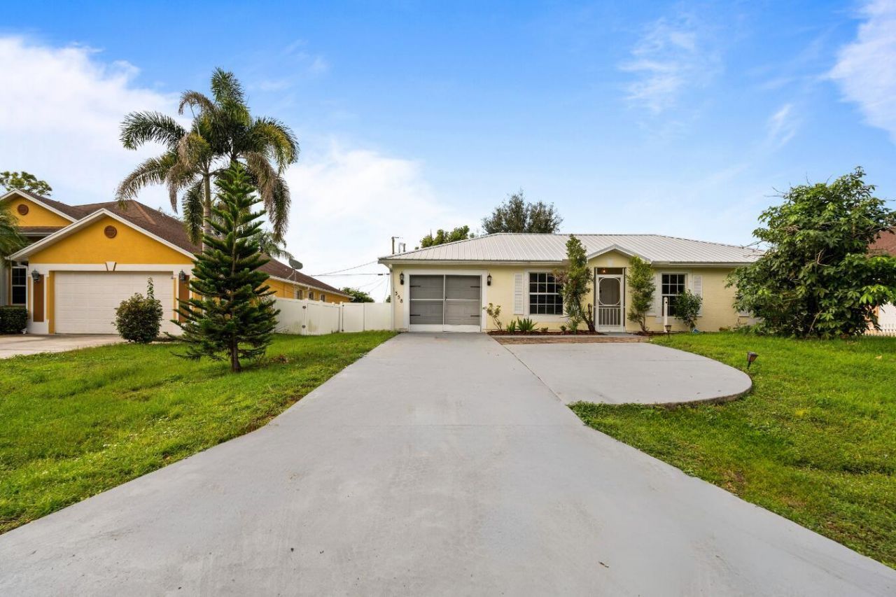 1358 SW Prairie Circle, Port Saint Lucie, FL 34953 Photo