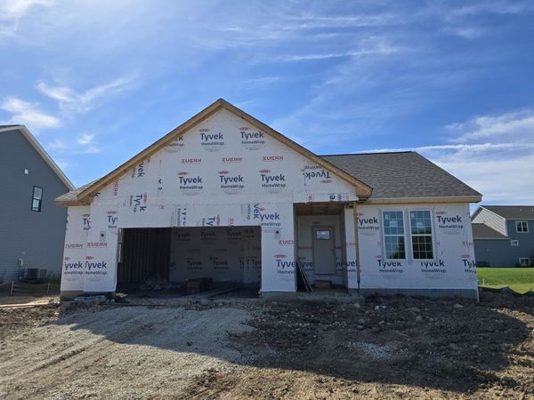 1479 Patton Dr, Hartford, WI 53027