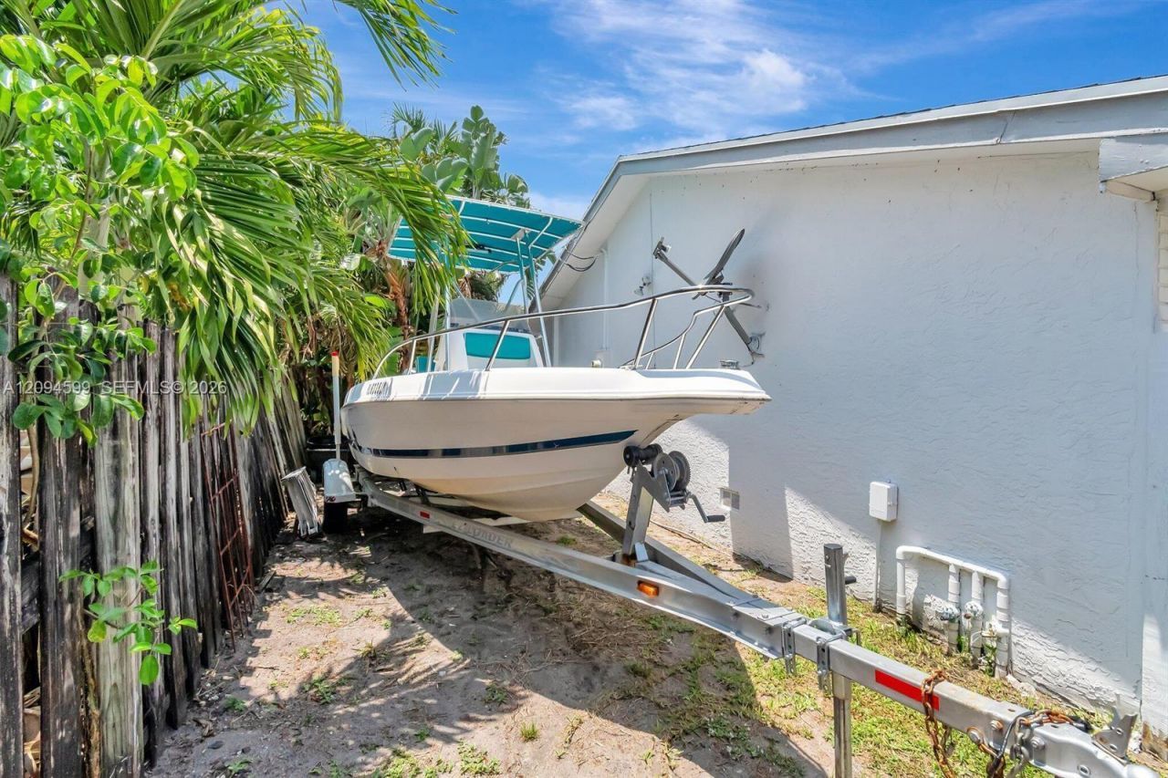 654 Bunting Dr , Delray Beach, FL 33444 Photo