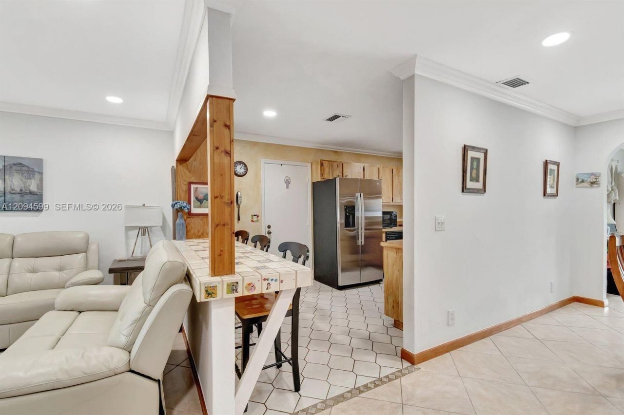 654 Bunting Dr , Delray Beach, FL 33444 Photo