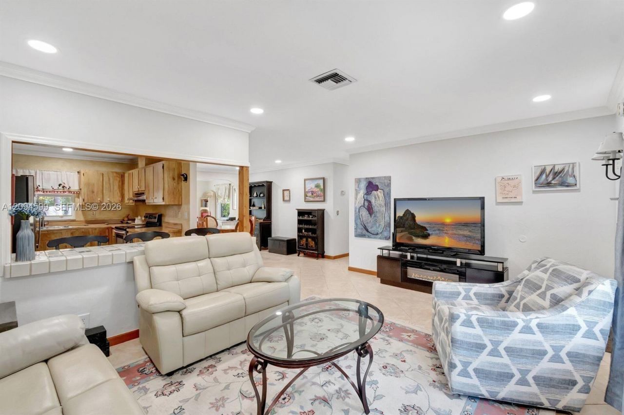 654 Bunting Dr , Delray Beach, FL 33444 Photo