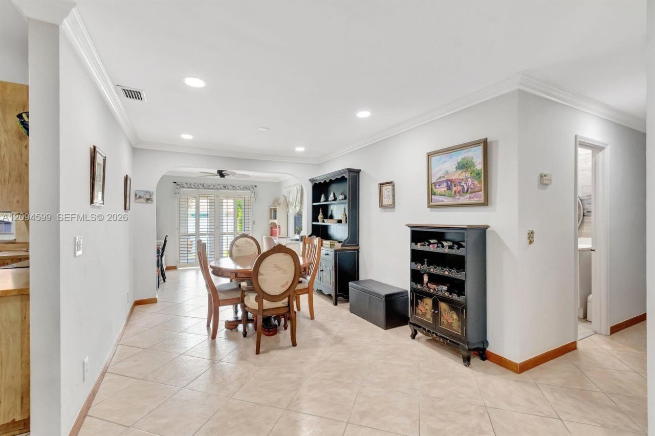 654 Bunting Dr , Delray Beach, FL 33444 Photo