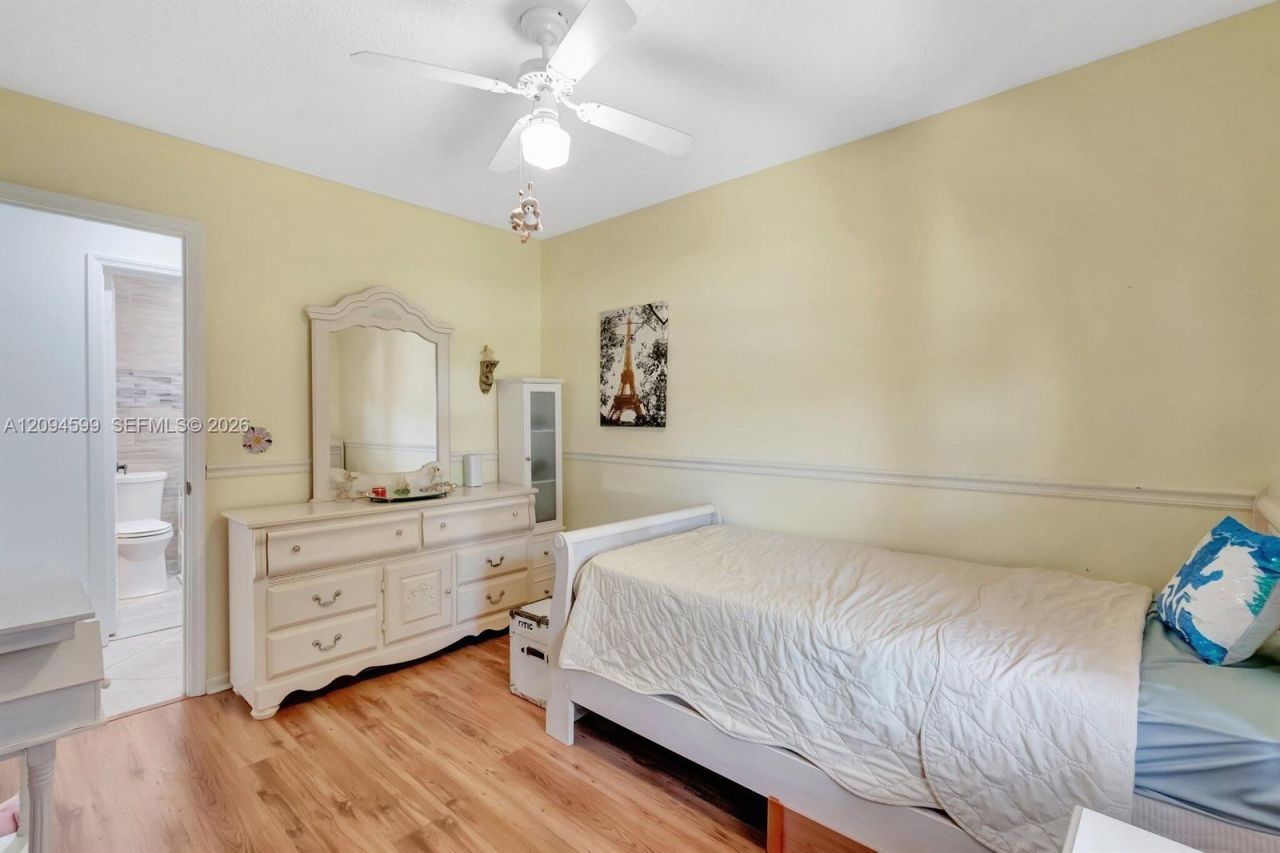 654 Bunting Dr , Delray Beach, FL 33444 Photo