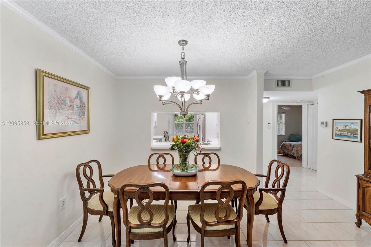 2580 NW 103rd Ave , Unit 203, Sunrise, FL 33322 Photo