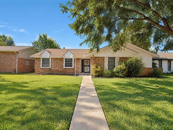 2718 Forest Park Dr, Garland, TX 75040