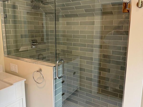 5735 Grant Lorenz Road , Shorewood, MN 55331