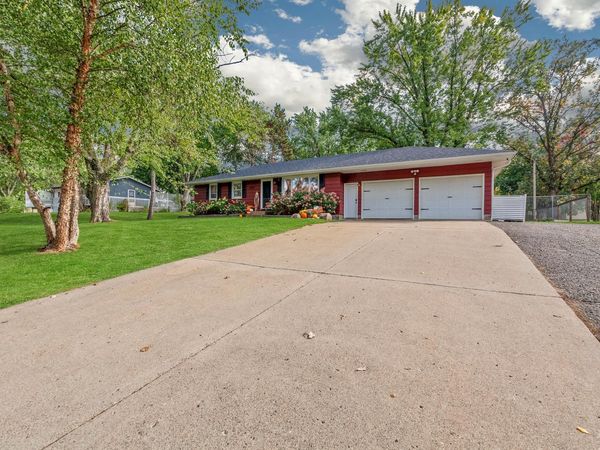 2550 140th Avenue NW, Andover, MN 55304