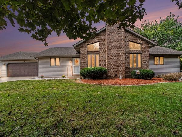2678 S Collins Drive , La Porte, IN 46350
