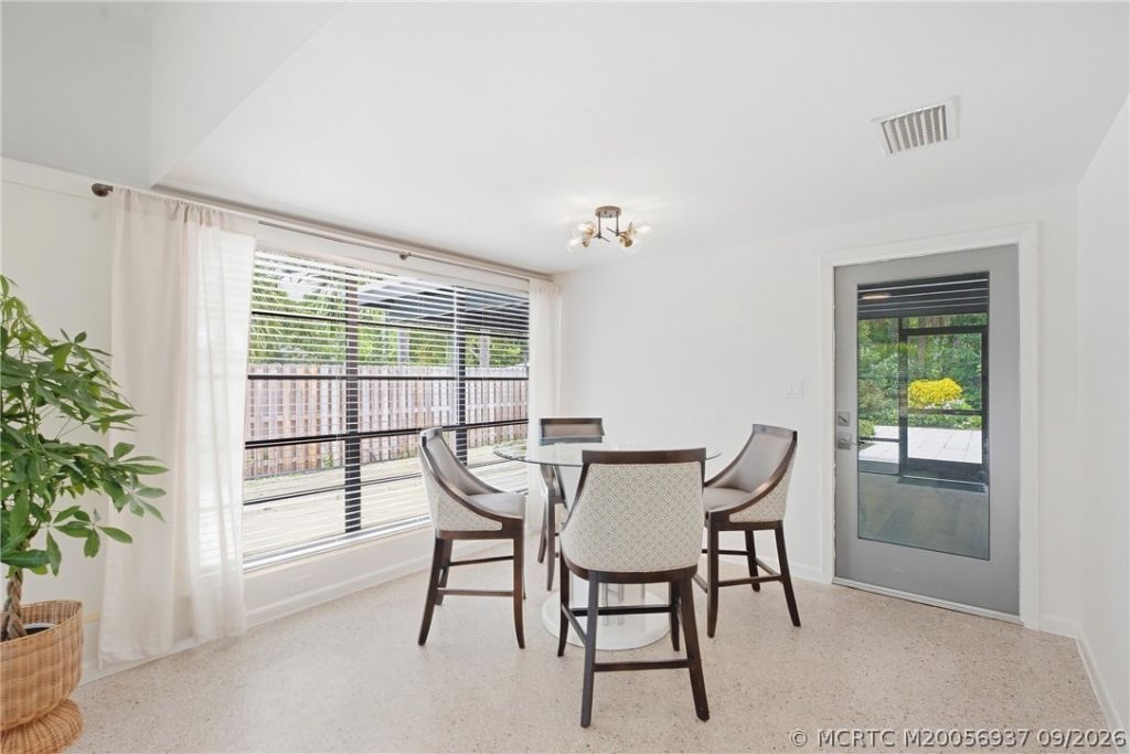 807 SE Weir Street , Stuart, FL 34994 Photo