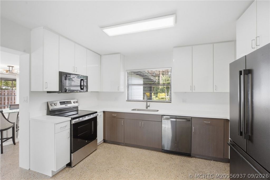 807 SE Weir Street , Stuart, FL 34994 Photo