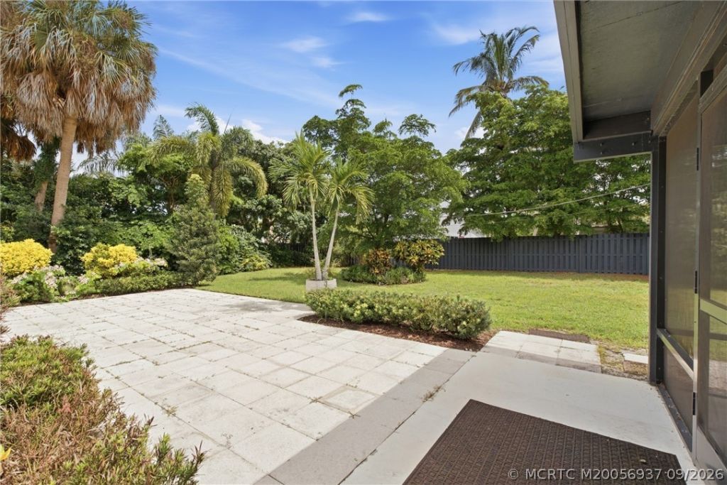 807 SE Weir Street , Stuart, FL 34994 Photo