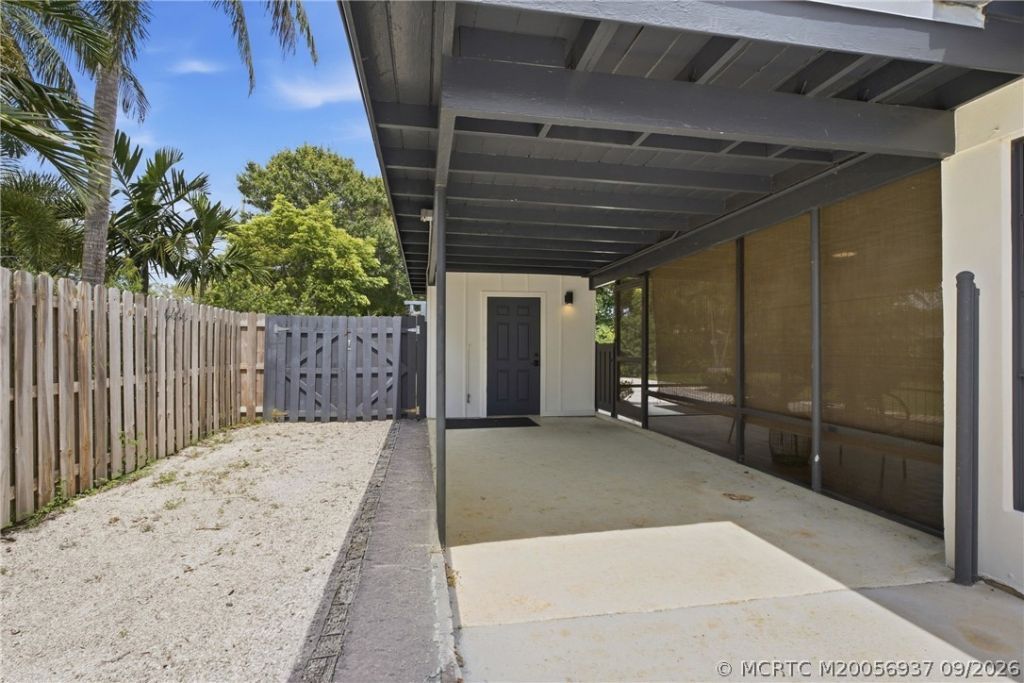 807 SE Weir Street , Stuart, FL 34994 Photo