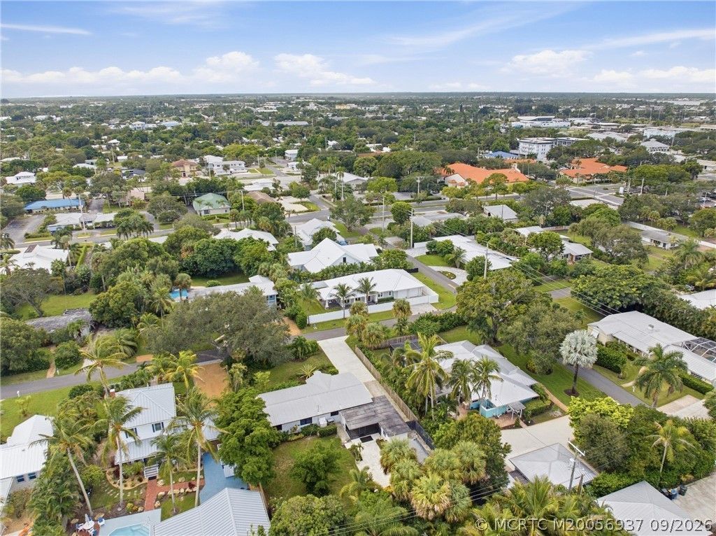 807 SE Weir Street , Stuart, FL 34994 Photo