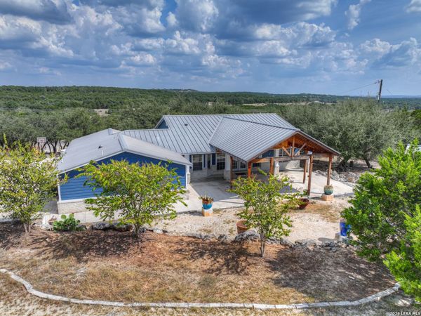 2131 Fm 484, Canyon Lake, TX 78133