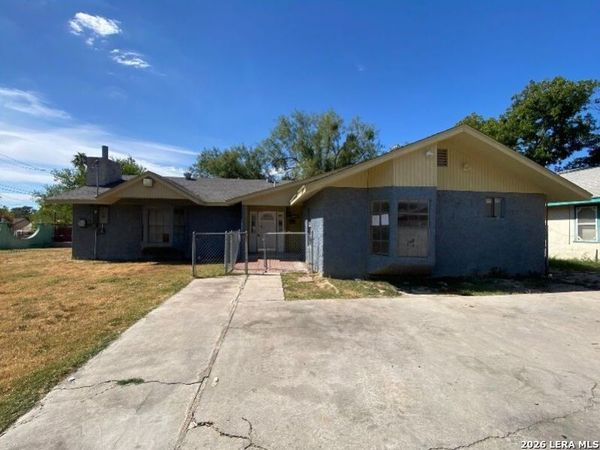 402 RAMON ST, Del Rio, TX 78840