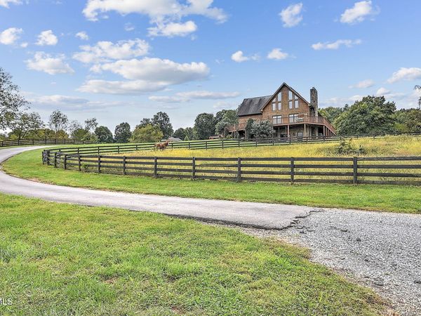 29458 Blue Spring Road, Meadowview, VA 24361