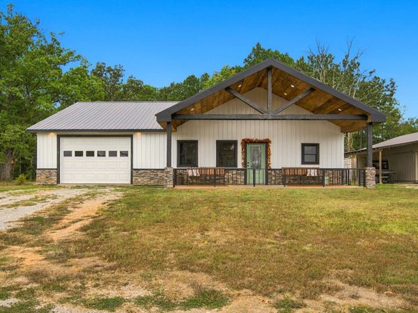 1800 County Road 1030 , Willow Springs, MO 65793
