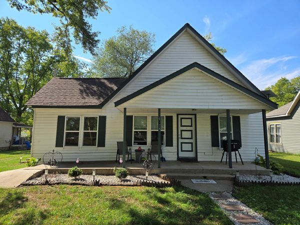 1024 Seneca Avenue, Seneca, MO 64865
