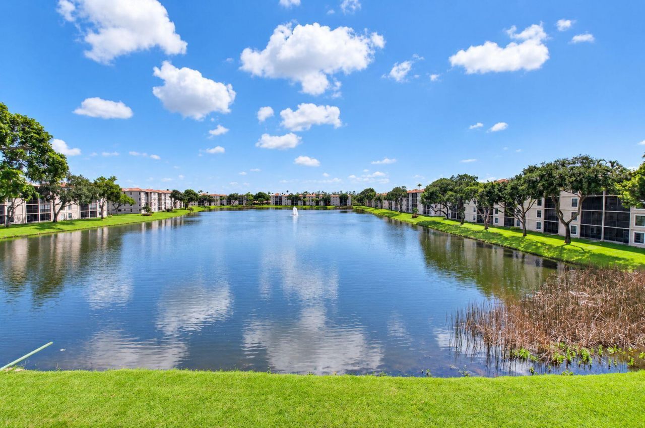 6269 Pointe Regal Circle, Unit 307, Delray Beach, FL 33484 Photo
