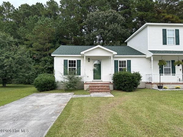 338 Winners Circle N, Unit -, Jacksonville, NC 28546
