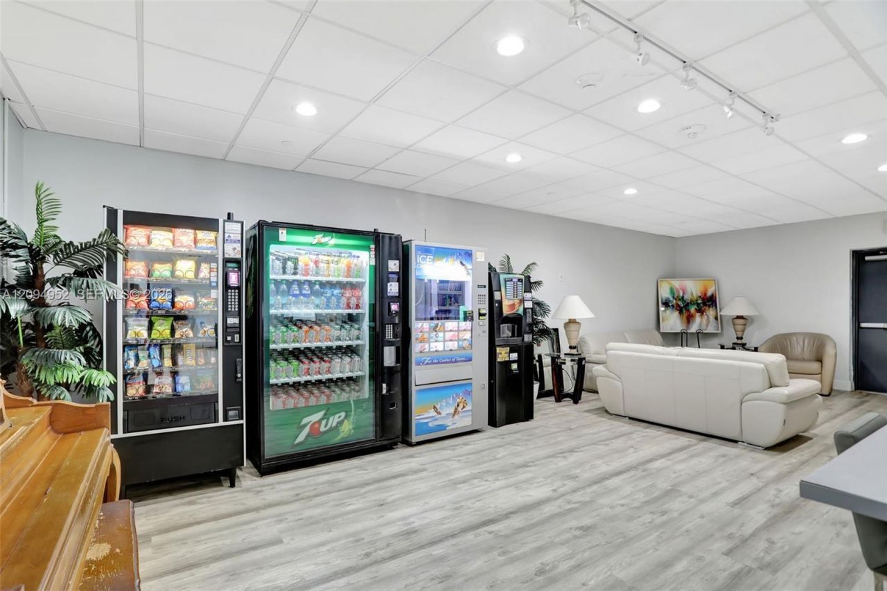 405 N Ocean Blvd , Unit 615, Pompano Beach, FL 33062 Photo
