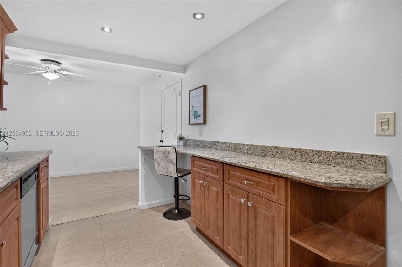 405 N Ocean Blvd , Unit 615, Pompano Beach, FL 33062 Photo