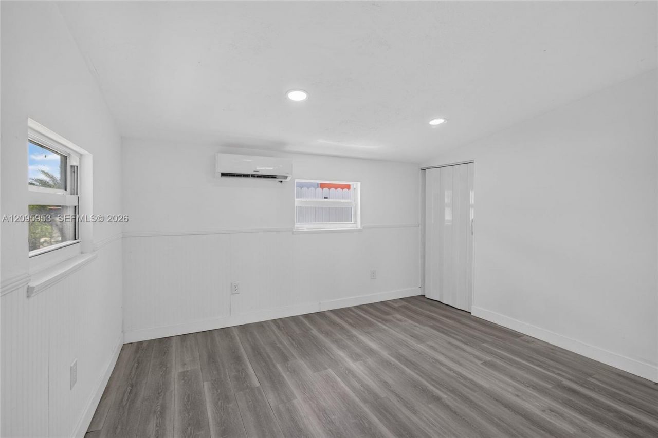 320 N 70th Ter, Hollywood, FL 33024 Photo