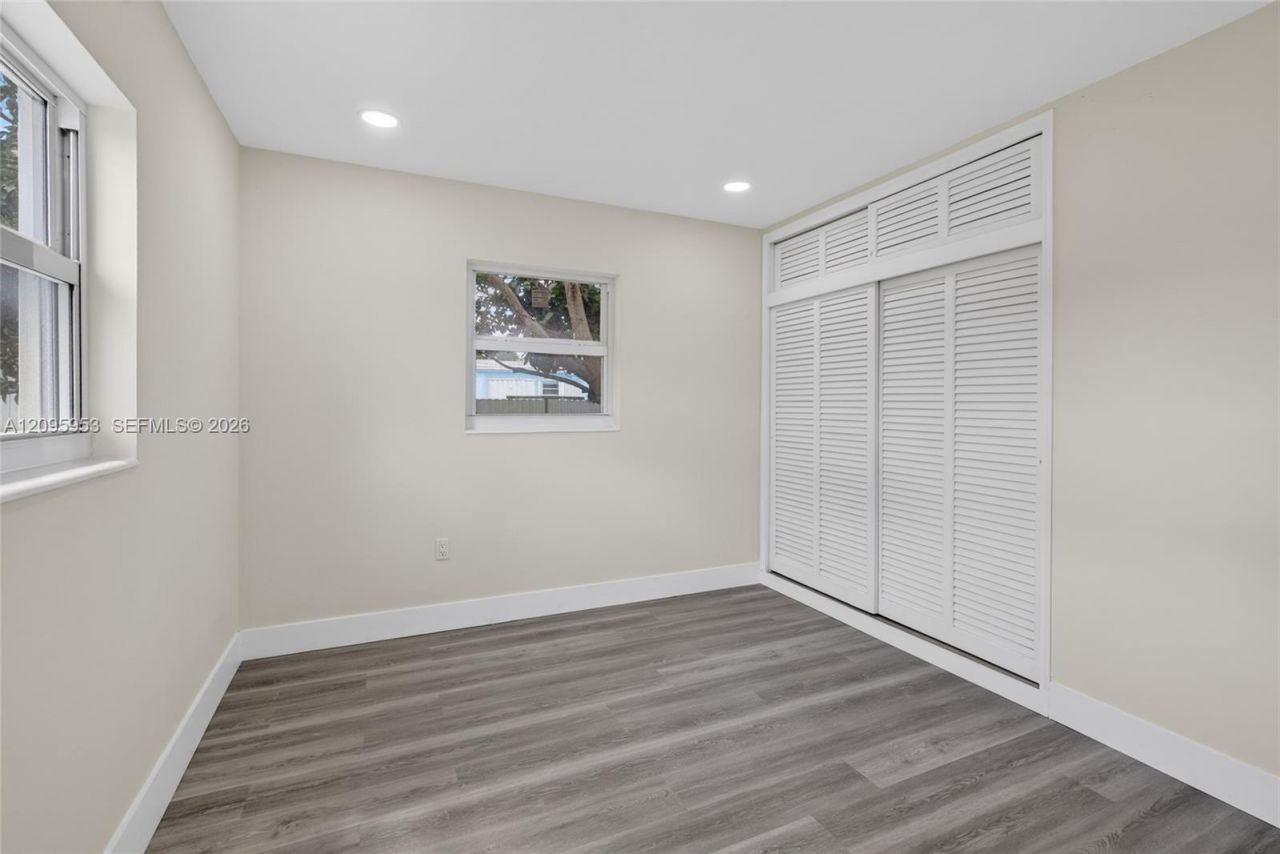 320 N 70th Ter, Hollywood, FL 33024 Photo