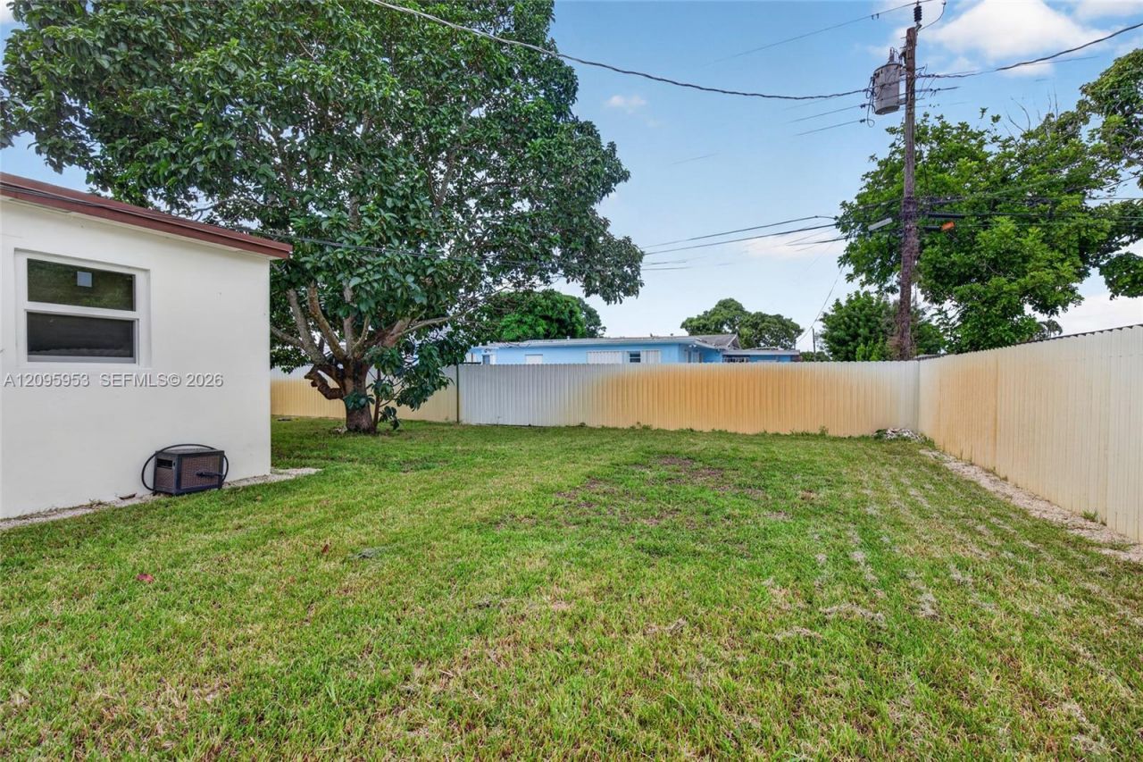 320 N 70th Ter, Hollywood, FL 33024 Photo