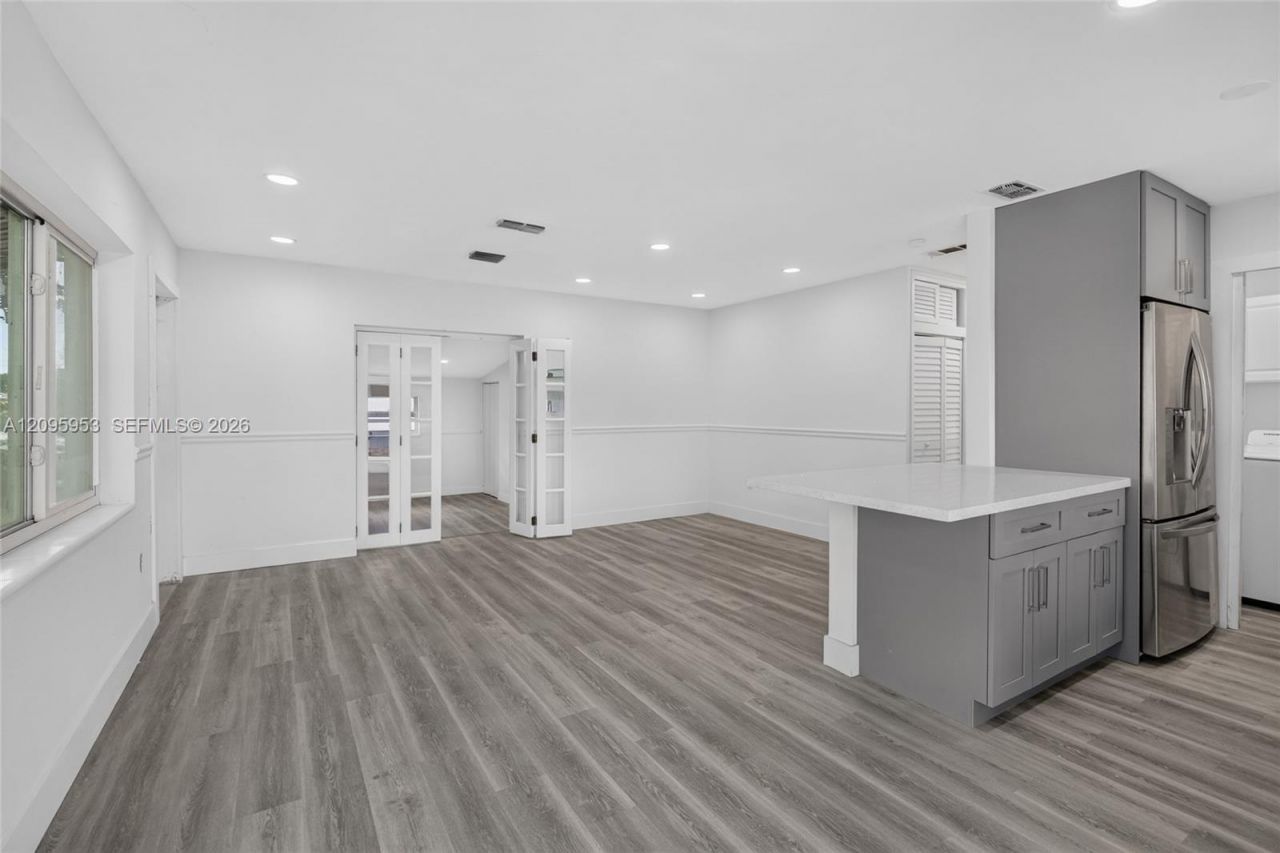 320 N 70th Ter, Hollywood, FL 33024 Photo