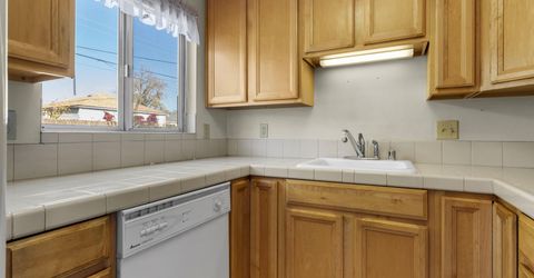 1611 Stewart Street, Reno, NV 89502 Photo