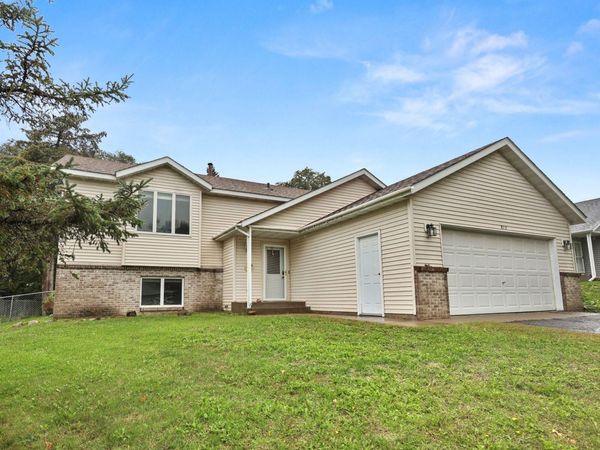 813 7th Avenue N, Sauk Rapids, MN 56379