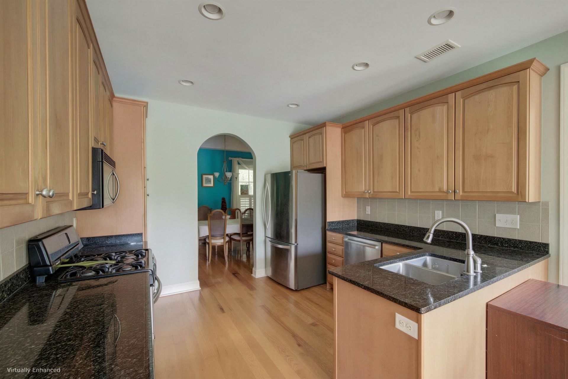1837 Leadenwah Drive Photo 9