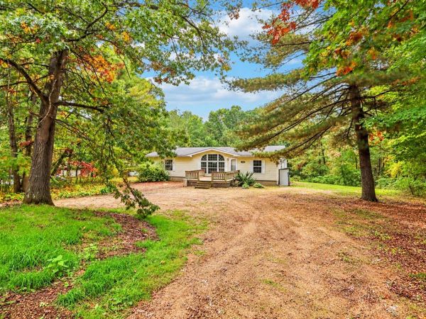 W1292 Arbor Lake, Lyndon Station, WI 53944