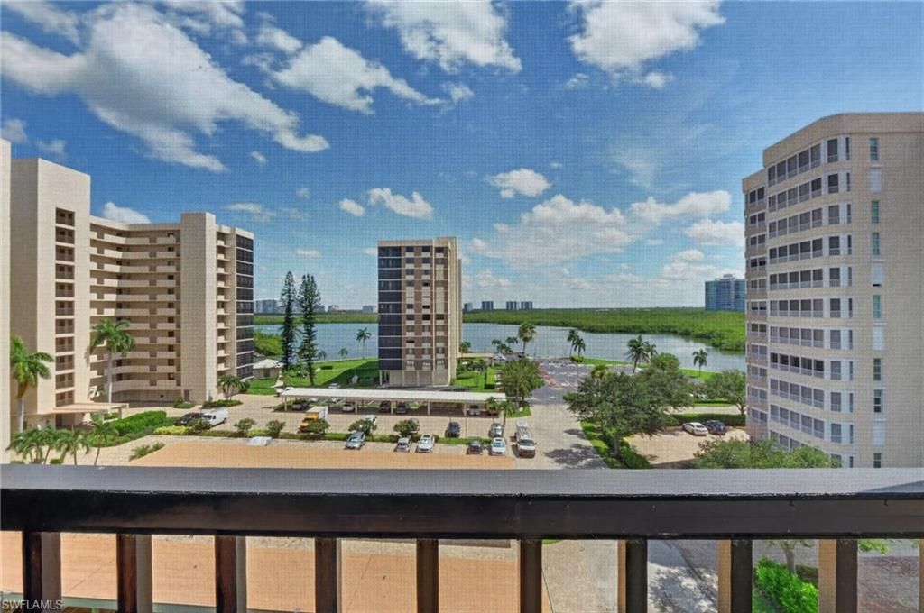 11 Bluebill Ave , Unit 606, Naples, FL 34108 Photo