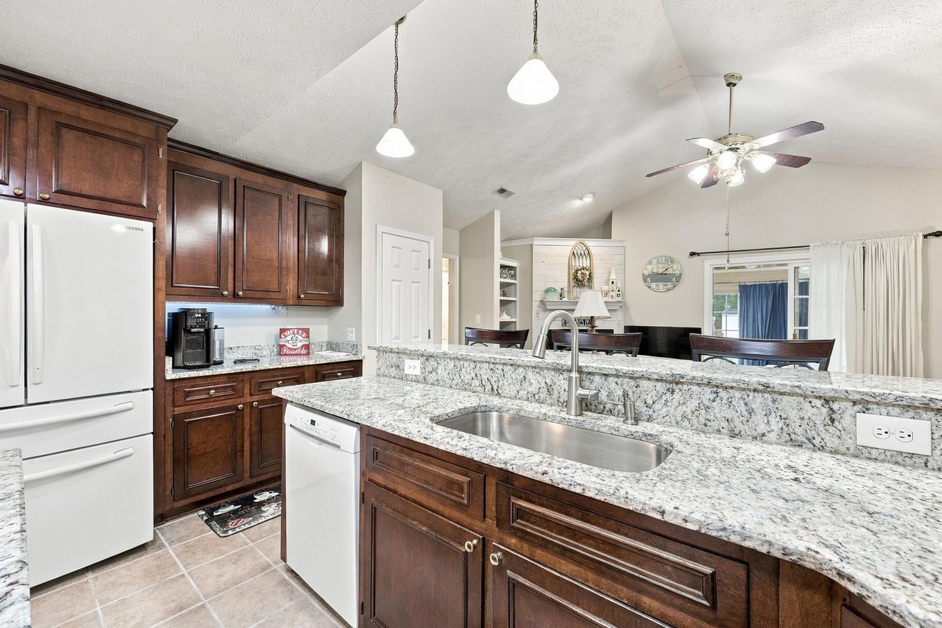 2517 Hunters Trail Photo 24